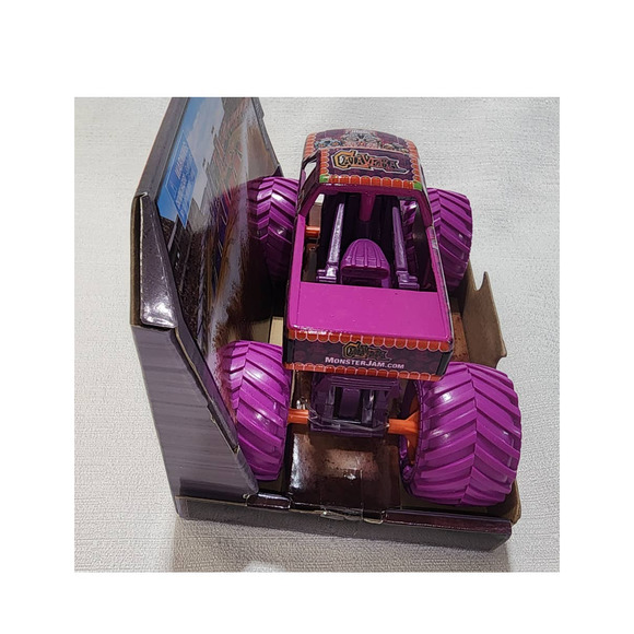 monster jam calavera 1:24 scale - Picture 2 of 7